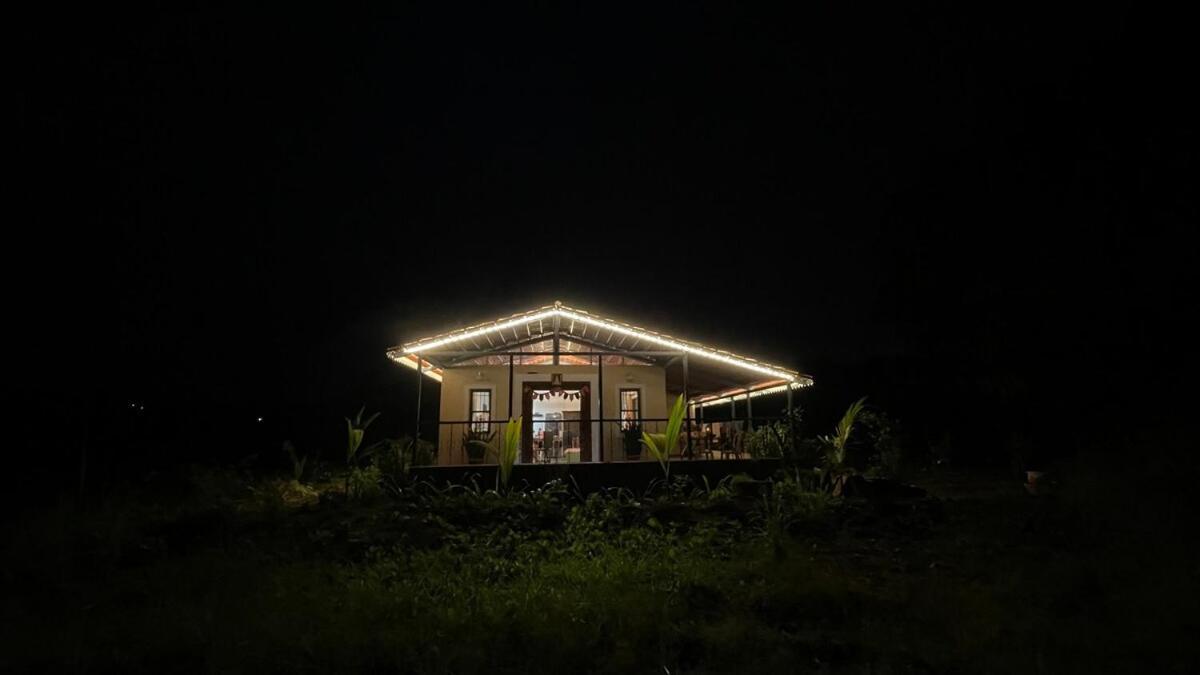 Aj Farms Villa Welhe ภายนอก รูปภาพ